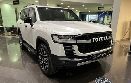 Toyota Land Cruiser, 2022 год, 13 750 000 рублей, 3 фотография