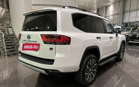 Toyota Land Cruiser, 2022 год, 13 750 000 рублей, 6 фотография