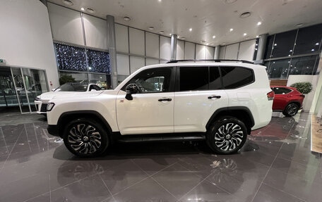 Toyota Land Cruiser, 2022 год, 13 750 000 рублей, 10 фотография