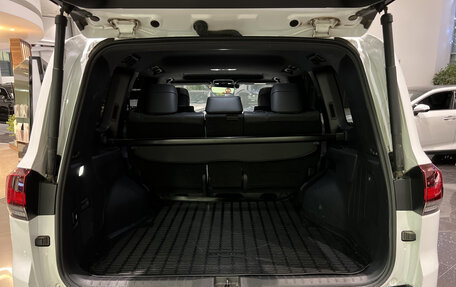 Toyota Land Cruiser, 2022 год, 13 750 000 рублей, 12 фотография