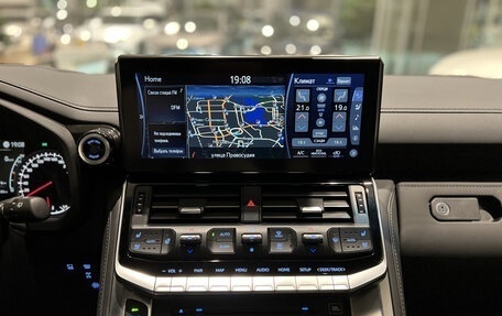 Toyota Land Cruiser, 2022 год, 13 750 000 рублей, 18 фотография