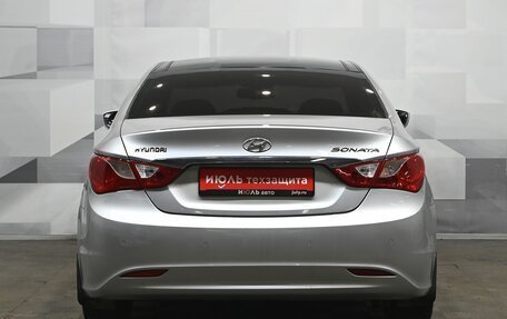 Hyundai Sonata VI, 2010 год, 1 230 000 рублей, 5 фотография