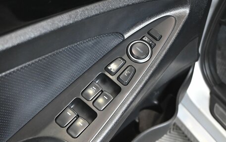 Hyundai Sonata VI, 2010 год, 1 230 000 рублей, 16 фотография