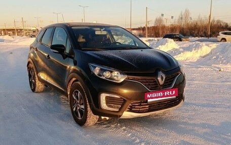 Renault Kaptur I рестайлинг, 2018 год, 1 200 000 рублей, 2 фотография