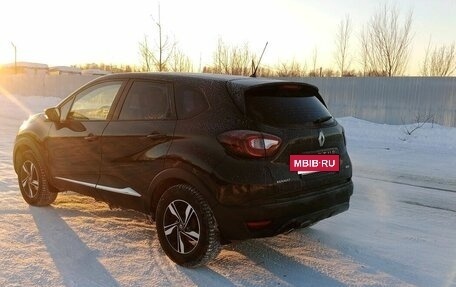 Renault Kaptur I рестайлинг, 2018 год, 1 200 000 рублей, 4 фотография