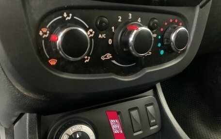 Renault Duster I рестайлинг, 2015 год, 759 000 рублей, 12 фотография