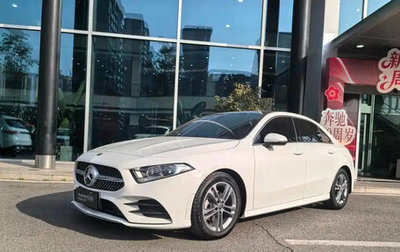 Mercedes-Benz A-Класс, 2021 год, 1 600 000 рублей, 1 фотография