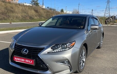 Lexus ES VII, 2017 год, 3 200 000 рублей, 1 фотография