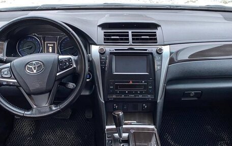 Toyota Camry, 2015 год, 1 790 000 рублей, 4 фотография