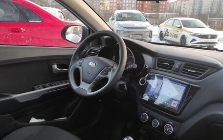 KIA Rio III рестайлинг, 2016 год, 1 096 000 рублей, 10 фотография