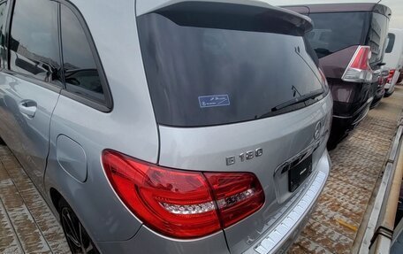 Mercedes-Benz B-Класс, 2012 год, 1 315 000 рублей, 6 фотография