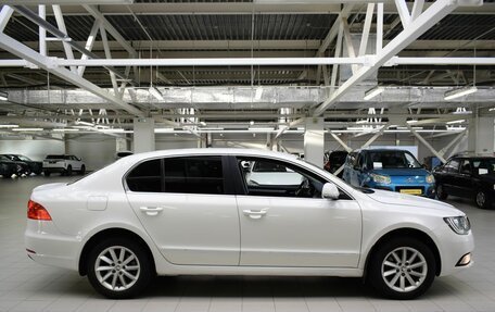 Skoda Superb III рестайлинг, 2013 год, 920 000 рублей, 8 фотография