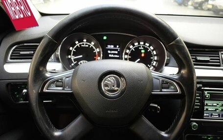 Skoda Superb III рестайлинг, 2013 год, 920 000 рублей, 10 фотография