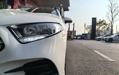 Mercedes-Benz A-Класс, 2021 год, 1 600 000 рублей, 15 фотография