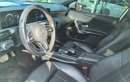 Mercedes-Benz A-Класс, 2021 год, 1 600 000 рублей, 10 фотография