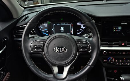 KIA Niro I, 2021 год, 2 150 548 рублей, 13 фотография