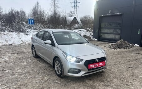 Hyundai Solaris II рестайлинг, 2017 год, 1 299 999 рублей, 3 фотография