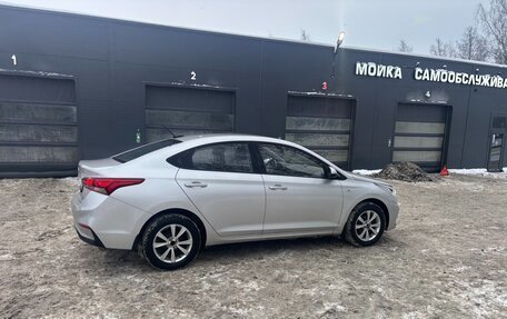 Hyundai Solaris II рестайлинг, 2017 год, 1 299 999 рублей, 4 фотография