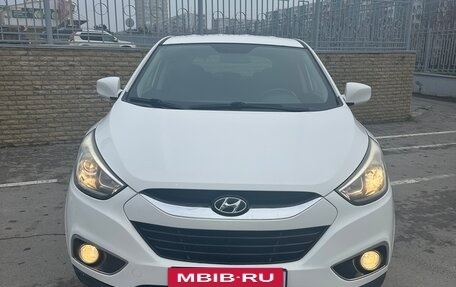 Hyundai ix35 I рестайлинг, 2014 год, 1 380 000 рублей, 2 фотография