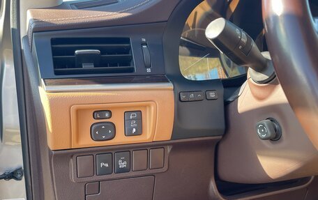 Lexus ES VII, 2017 год, 3 200 000 рублей, 18 фотография