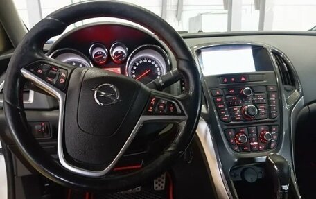 Opel Astra J, 2013 год, 980 000 рублей, 6 фотография