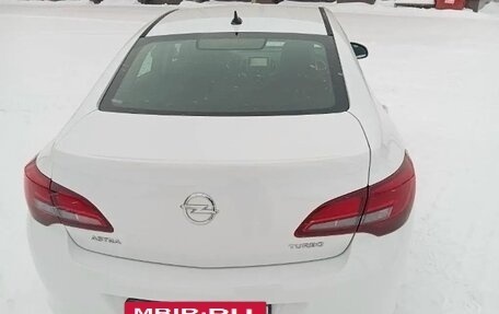 Opel Astra J, 2013 год, 980 000 рублей, 4 фотография