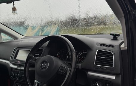 Volkswagen Sharan II, 2013 год, 1 550 000 рублей, 6 фотография