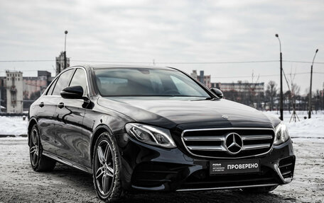 Mercedes-Benz E-Класс, 2019 год, 2 899 000 рублей, 5 фотография