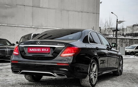 Mercedes-Benz E-Класс, 2019 год, 2 899 000 рублей, 7 фотография