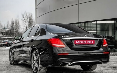 Mercedes-Benz E-Класс, 2019 год, 2 899 000 рублей, 9 фотография