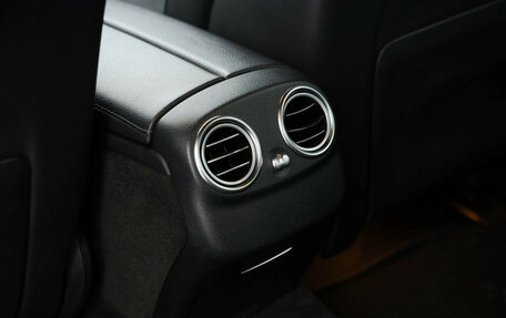 Mercedes-Benz E-Класс, 2019 год, 2 899 000 рублей, 35 фотография