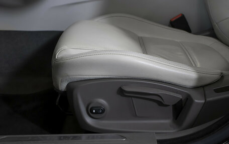 Jaguar XE I рестайлинг, 2017 год, 1 765 000 рублей, 15 фотография