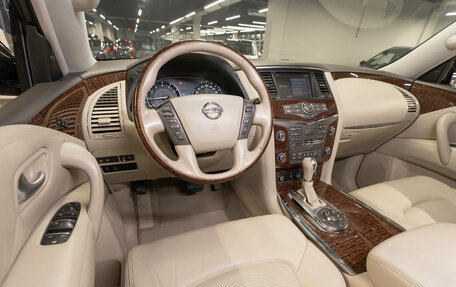 Nissan Patrol, 2014 год, 2 330 000 рублей, 7 фотография