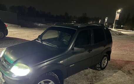 Chevrolet Niva I рестайлинг, 2016 год, 580 000 рублей, 3 фотография