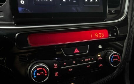 KIA Optima III, 2015 год, 1 290 000 рублей, 17 фотография