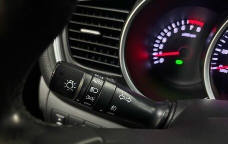 KIA Optima III, 2015 год, 1 290 000 рублей, 24 фотография