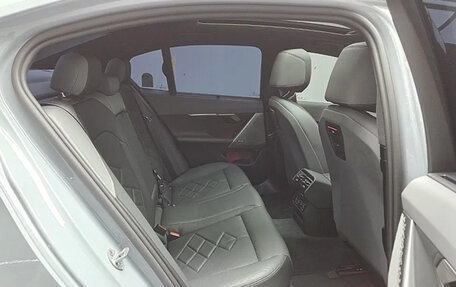 BMW 5 серия, 2025 год, 9 430 000 рублей, 15 фотография