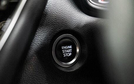 Toyota Corolla, 2019 год, 1 670 000 рублей, 13 фотография