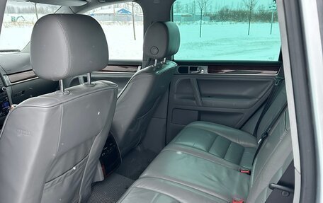 Volkswagen Touareg III, 2006 год, 800 000 рублей, 11 фотография