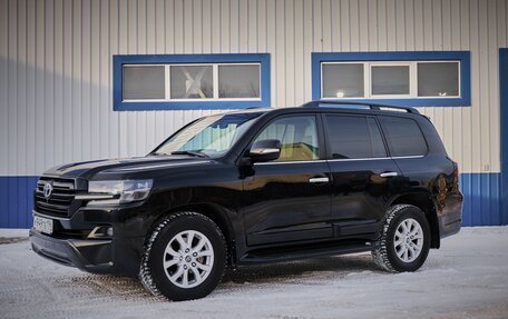 Toyota Land Cruiser 200, 2016 год, 6 300 000 рублей, 4 фотография