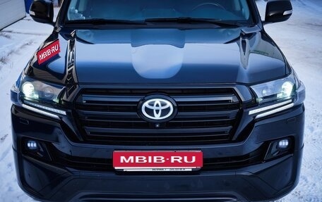 Toyota Land Cruiser 200, 2016 год, 6 300 000 рублей, 8 фотография