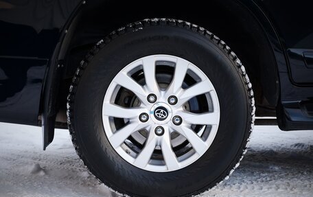 Toyota Land Cruiser 200, 2016 год, 6 300 000 рублей, 18 фотография