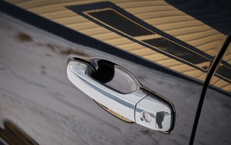 Toyota Land Cruiser 200, 2016 год, 6 300 000 рублей, 21 фотография