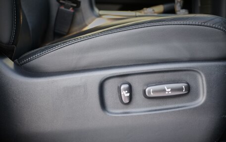 Toyota Land Cruiser 200, 2016 год, 6 300 000 рублей, 31 фотография