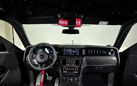 Rolls-Royce Cullinan, 2025 год, 86 000 000 рублей, 11 фотография