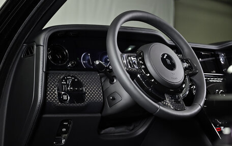 Rolls-Royce Cullinan, 2025 год, 86 000 000 рублей, 29 фотография