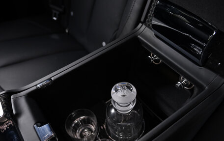 Rolls-Royce Cullinan, 2025 год, 86 000 000 рублей, 19 фотография