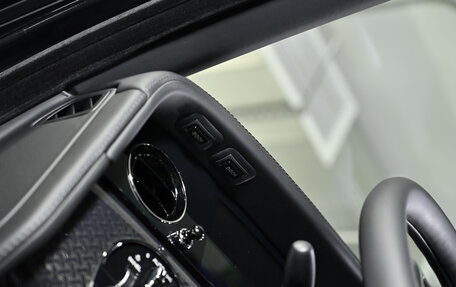Rolls-Royce Cullinan, 2025 год, 86 000 000 рублей, 30 фотография