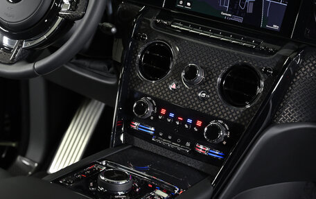 Rolls-Royce Cullinan, 2025 год, 86 000 000 рублей, 36 фотография