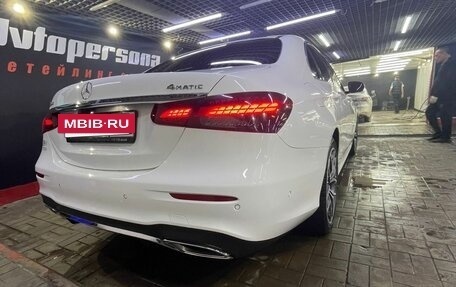 Mercedes-Benz E-Класс, 2021 год, 4 990 000 рублей, 6 фотография